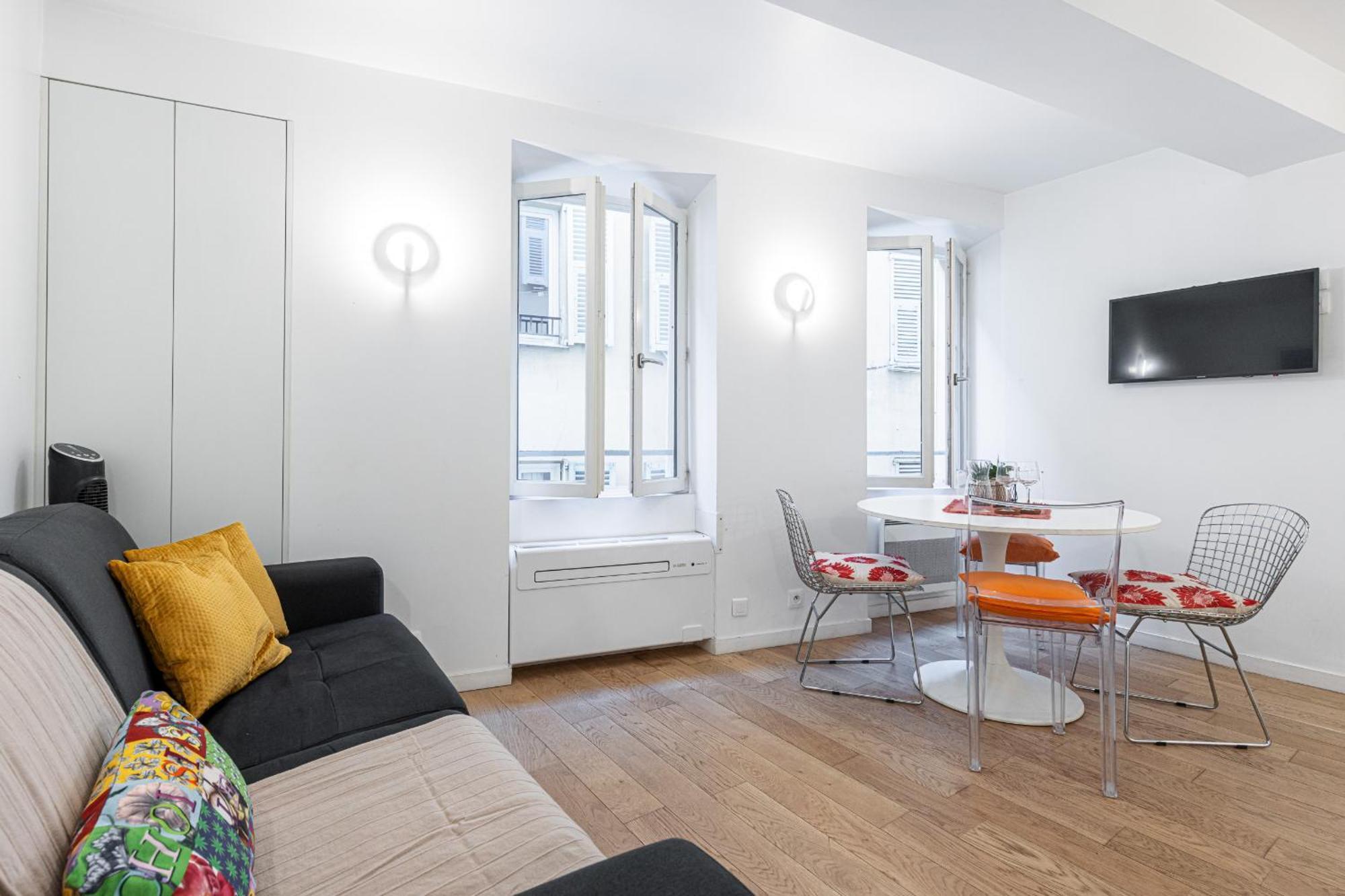Appartement Quiet And Cosy 1bdr In Vieux Nice! *